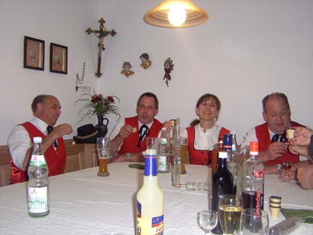Festmutterbitten